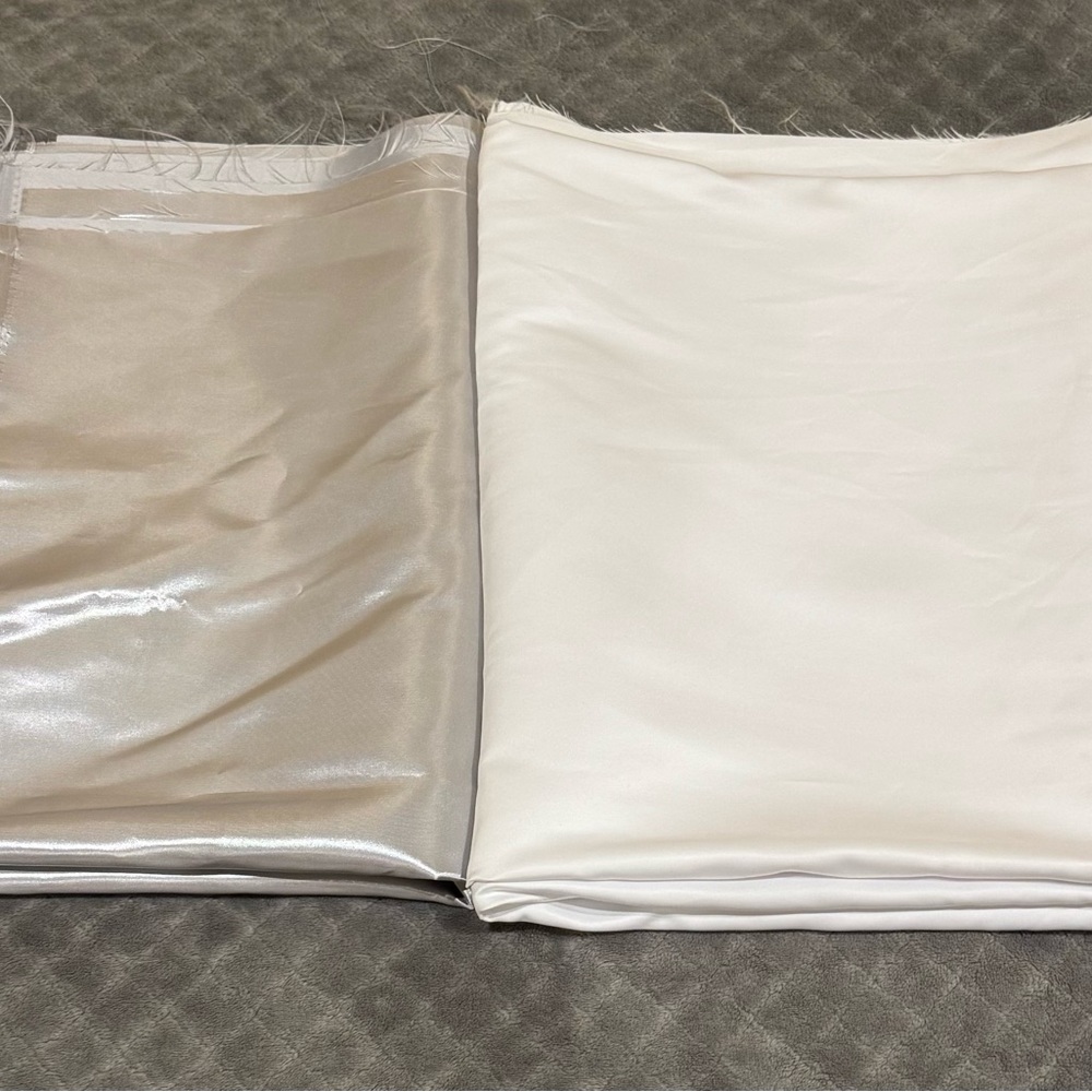 Elegant Cream and Silver Bedding Set